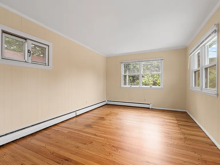 7 Kroll St — Photo 7