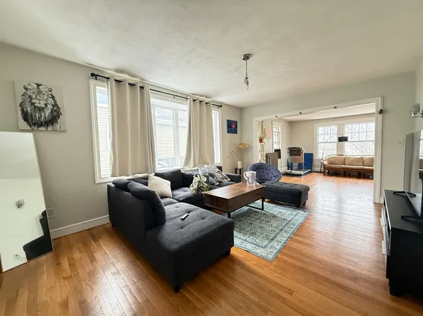 29 Washington Ave, Waltham, MA 02453