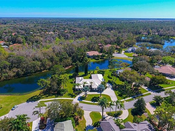 3rd image of 4825 Cherry Laurel Cir