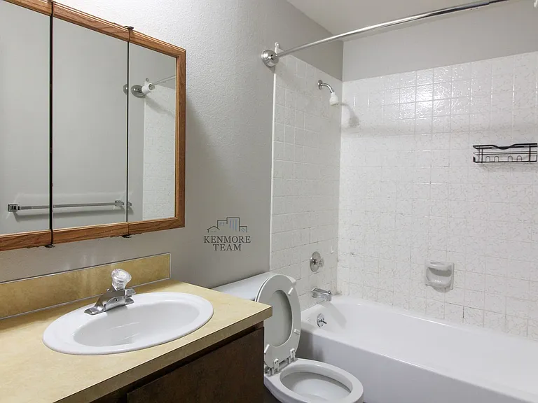 1912 George Washington Way — Photo 13