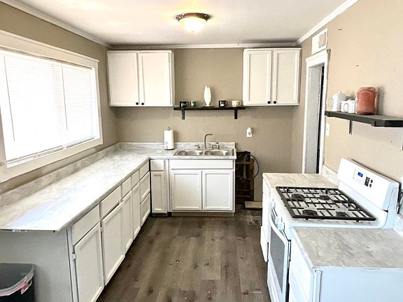 2nd image of 5733 Tropicana Ave