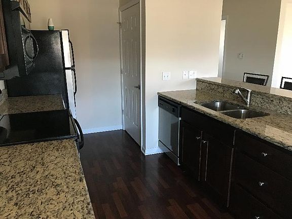 3rd image of 1283 Winans Ave APT 7