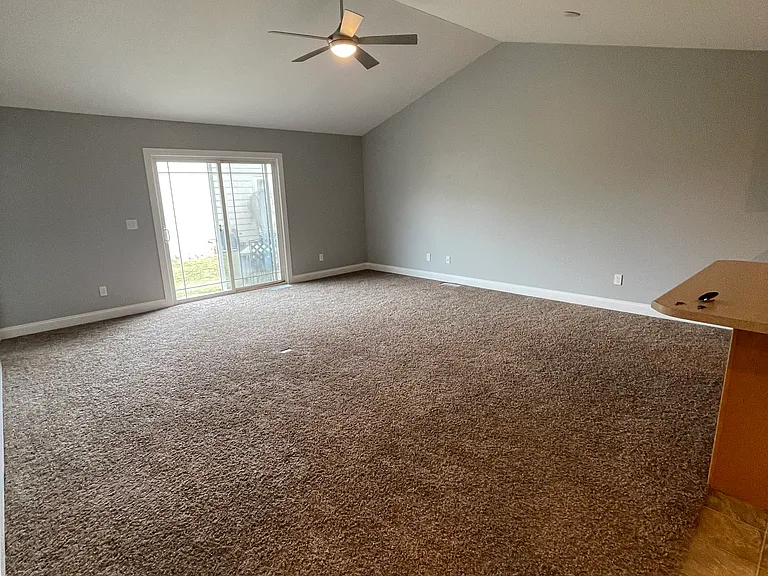 1708 Lydia Ct — Photo 12
