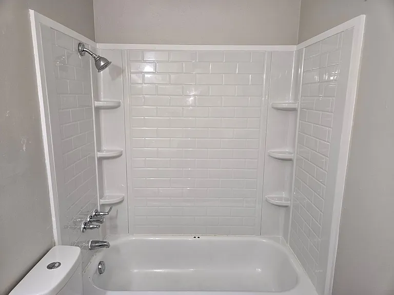 5602 Banbury Ct — Photo 35