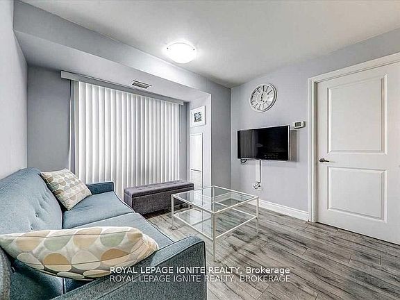 5th image of 760 Sheppard Ave W #608