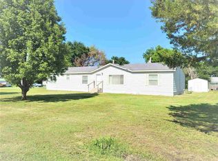 1204 S 11th St, Blackwell, OK 74631