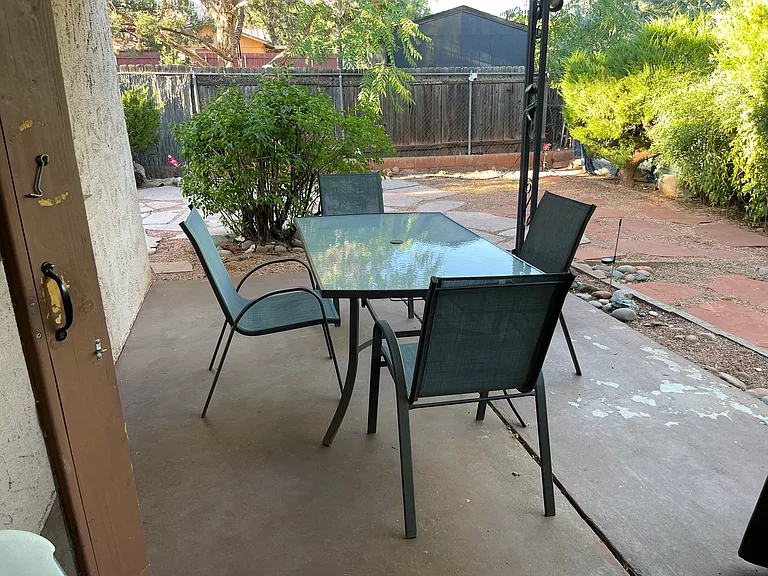 140 Stutz Bearcat Dr — Photo 28