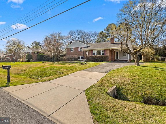 2nd image of 807 Winhall Way