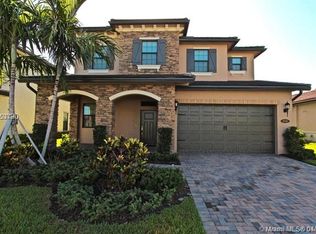 8840 Watercrest Cir W, Parkland, FL 33076