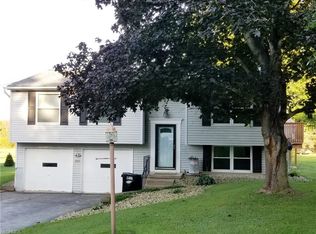 200 Poland Rd, New Springfield, OH 44443