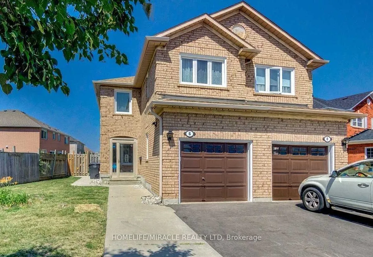 4 bed, $2,950 — Photo 1