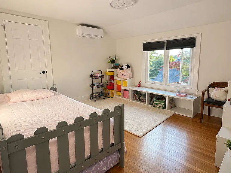 81 Alkamont Ave — Photo 10