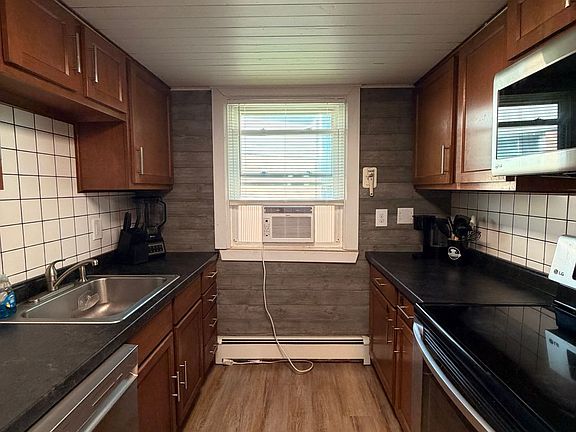 5th image of 1115 Delmar Ct APT 2