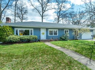 8 Harvard Rd, Andover, MA 01810