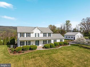 180 Holstein Ln, Toms Brook, VA 22660