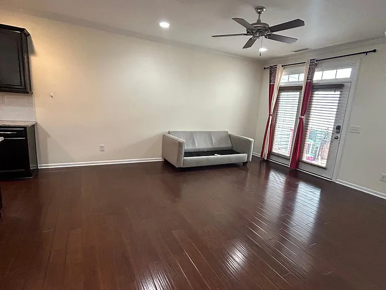 4129 Vallonia Dr — Photo 5