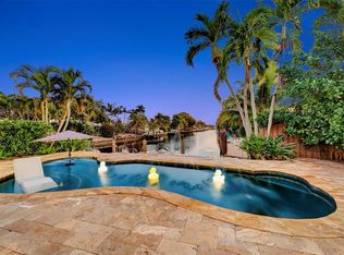 1500 NE 24th St, Wilton Manors, FL 33305