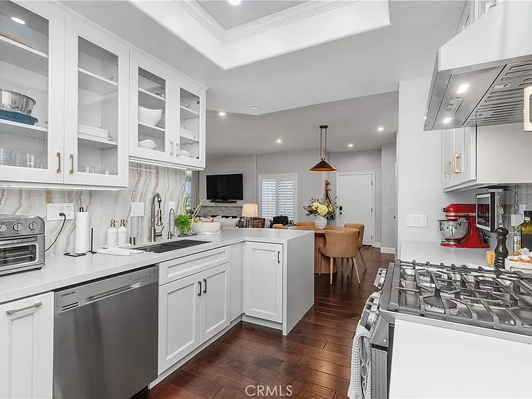 66 Baycrest Ct — Photo 15