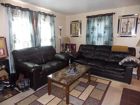 2nd image of 1928 E Cora Ave