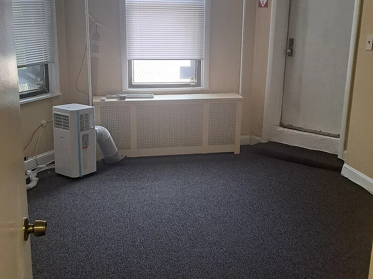 28 E 25th St #1 — Photo 6