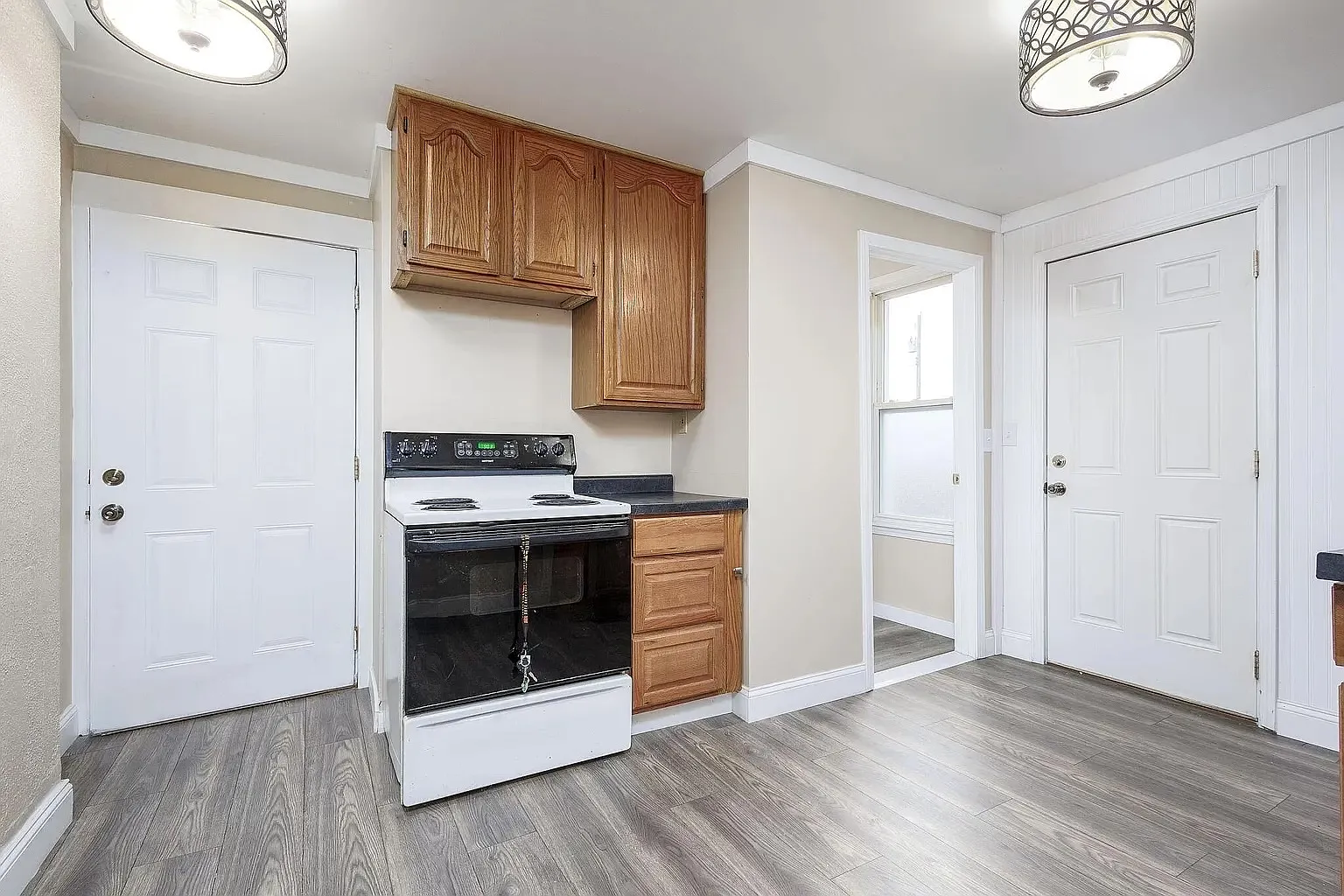 3 bed, 1000 sqft, $1,500 — Photo 4