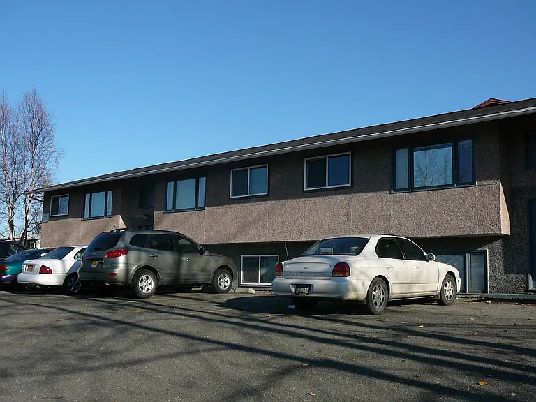 1007 Hoyt St #5 — Photo 2