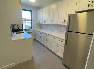 35-03 29th St #4, Astoria, NY 11106