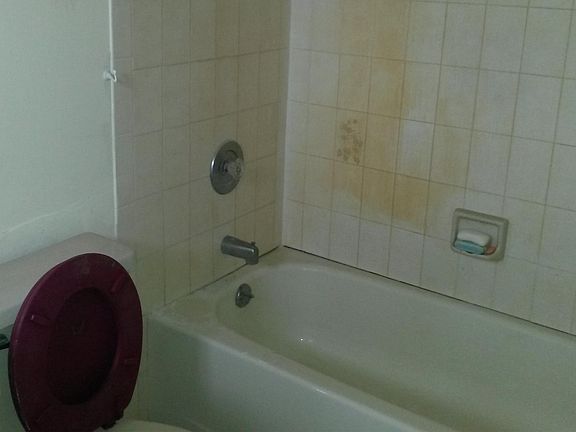 3rd image of 1125 SE Petunia Avenue