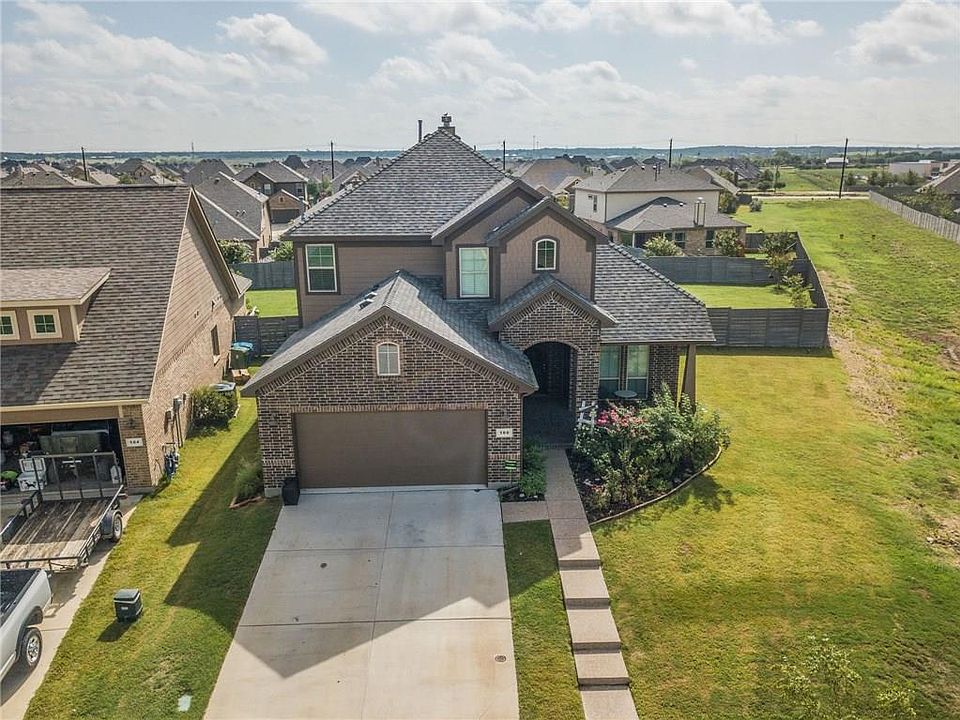 1st image of 100 Oakmont Dr