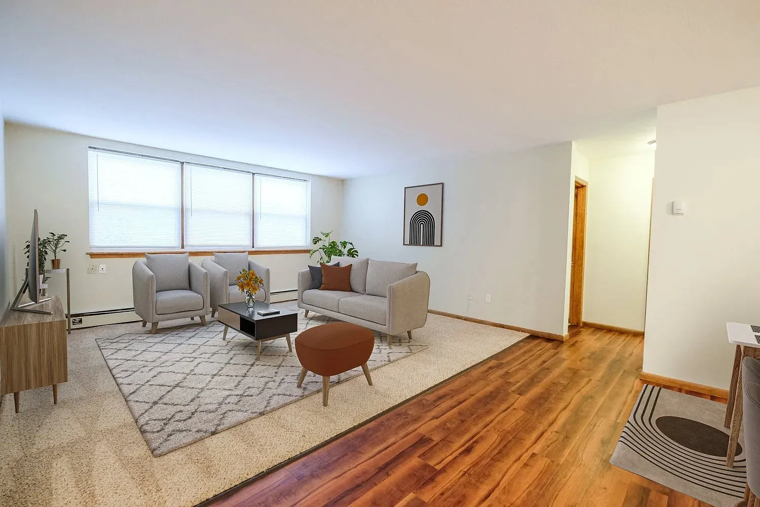 Dupont Ave Apartments | 3040 — Photo 3