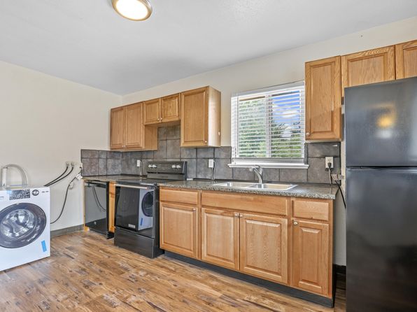 3330 N High St #3328