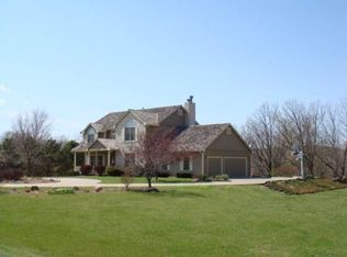 1127 E 1264th Rd, Lawrence, KS 66047