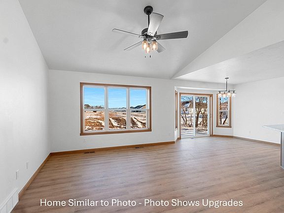 5th image of 1266 Putnam Dr