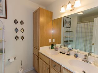 70 Old Salem Ct, Fletcher, NC 28732