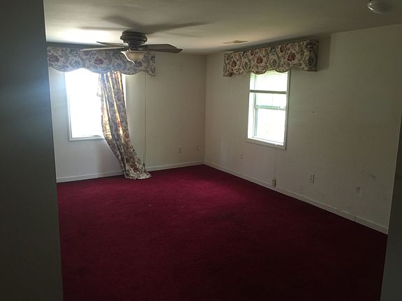 4th image of 89 Mineral Ave