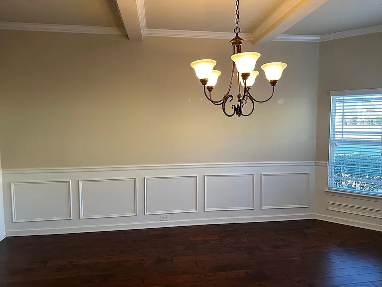 549 W Holloway Dr — Photo 9