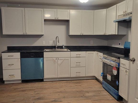 4th image of 21 Browns Road