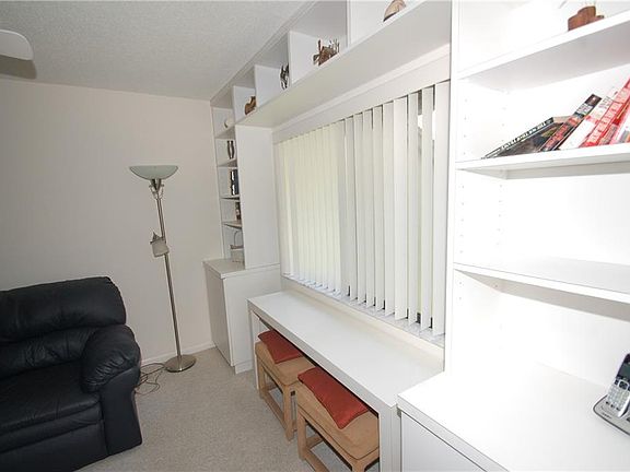 5th image of 1667 Brookhouse Cir #227