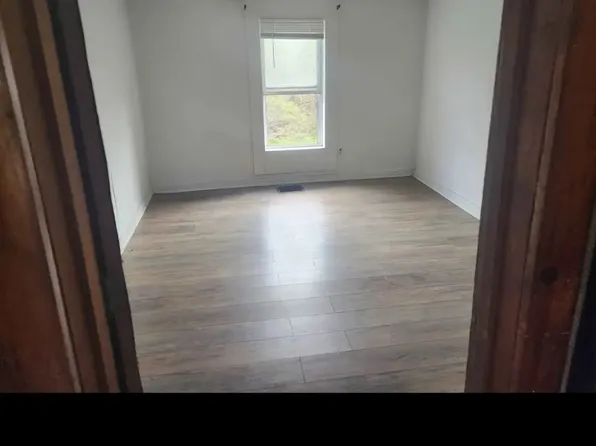 26 Pumping Station Rd, Lebanon, NH 03766