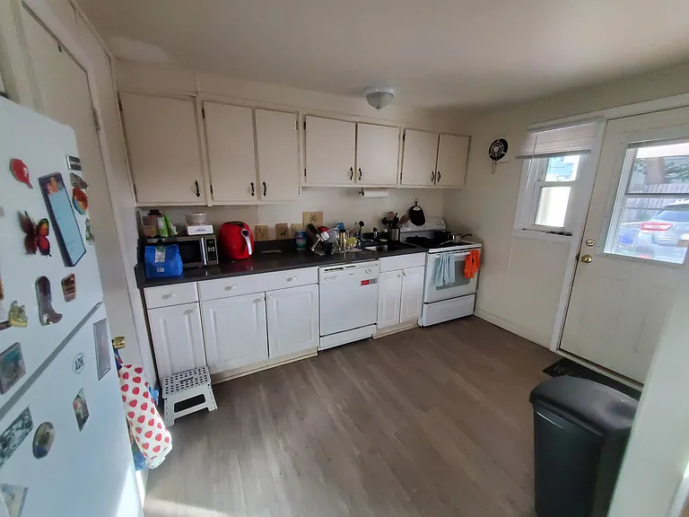 702 S Penn St — Photo 26
