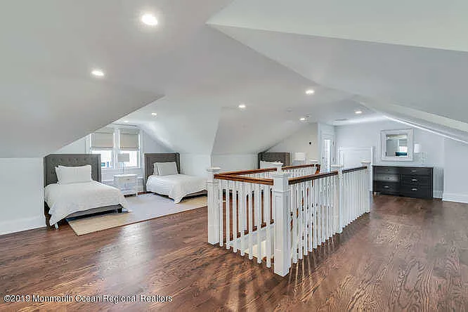 1328 Ocean Ave — Photo 34