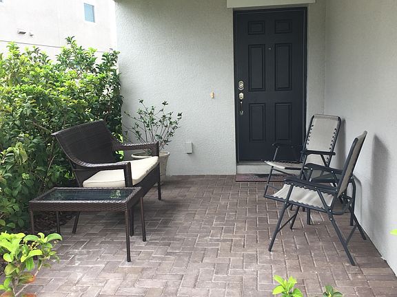 3rd image of 2710 Monticello Way
