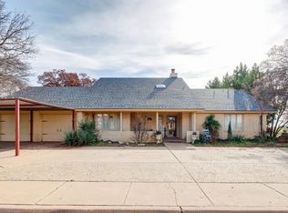 1417 Peoria St, Slaton, TX 79364