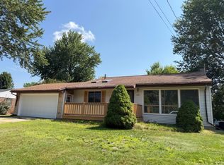 404 N Reinberg Ave, Scottville, MI 49454