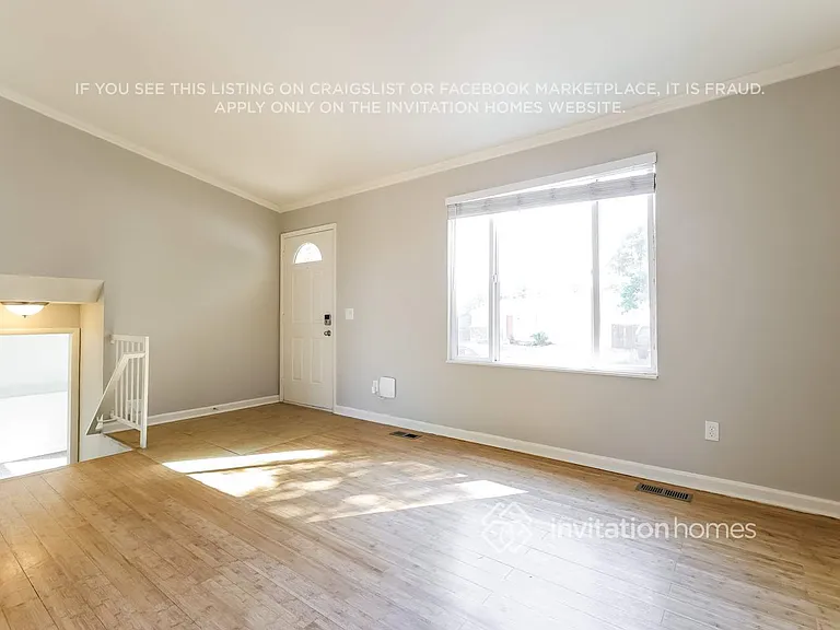 4817 S Pitkin Way — Photo 7