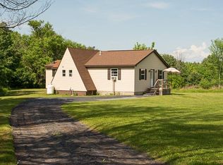 194 Hoags Corners Rd, Nassau, NY 12123