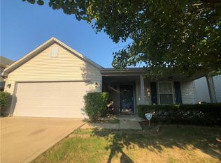 5235 Waterton Lakes Dr, Indianapolis, IN 46237