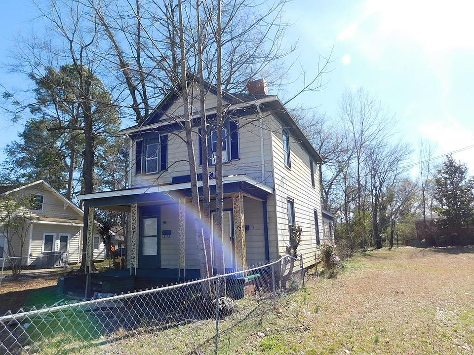 1st image of 614 W Walnut St