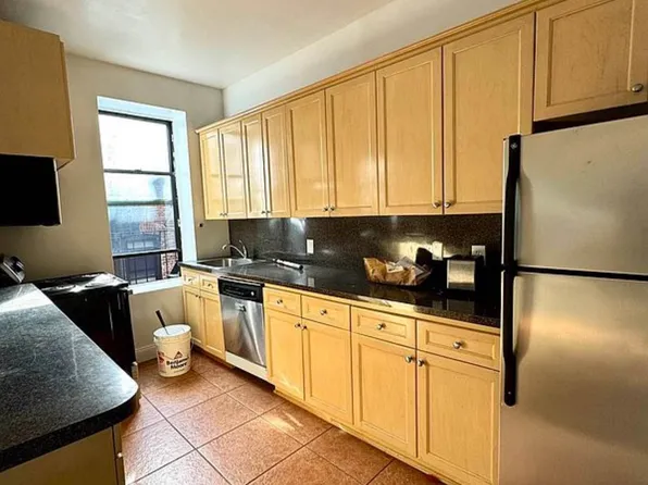 854 West 180th Street UNIT 5E image 2 of 5