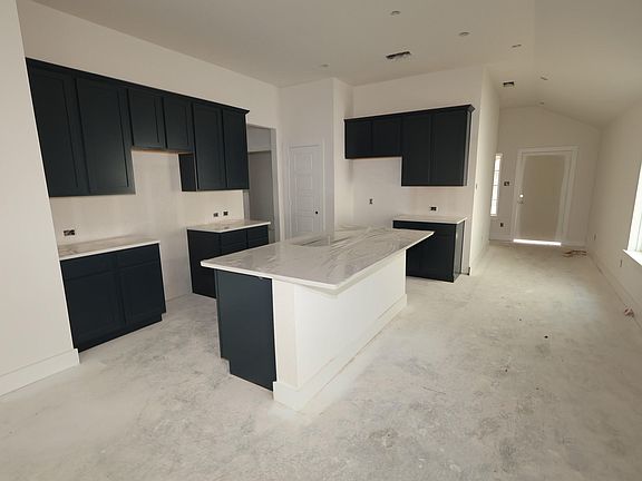 3rd image of 8234 Blue Shell Ln